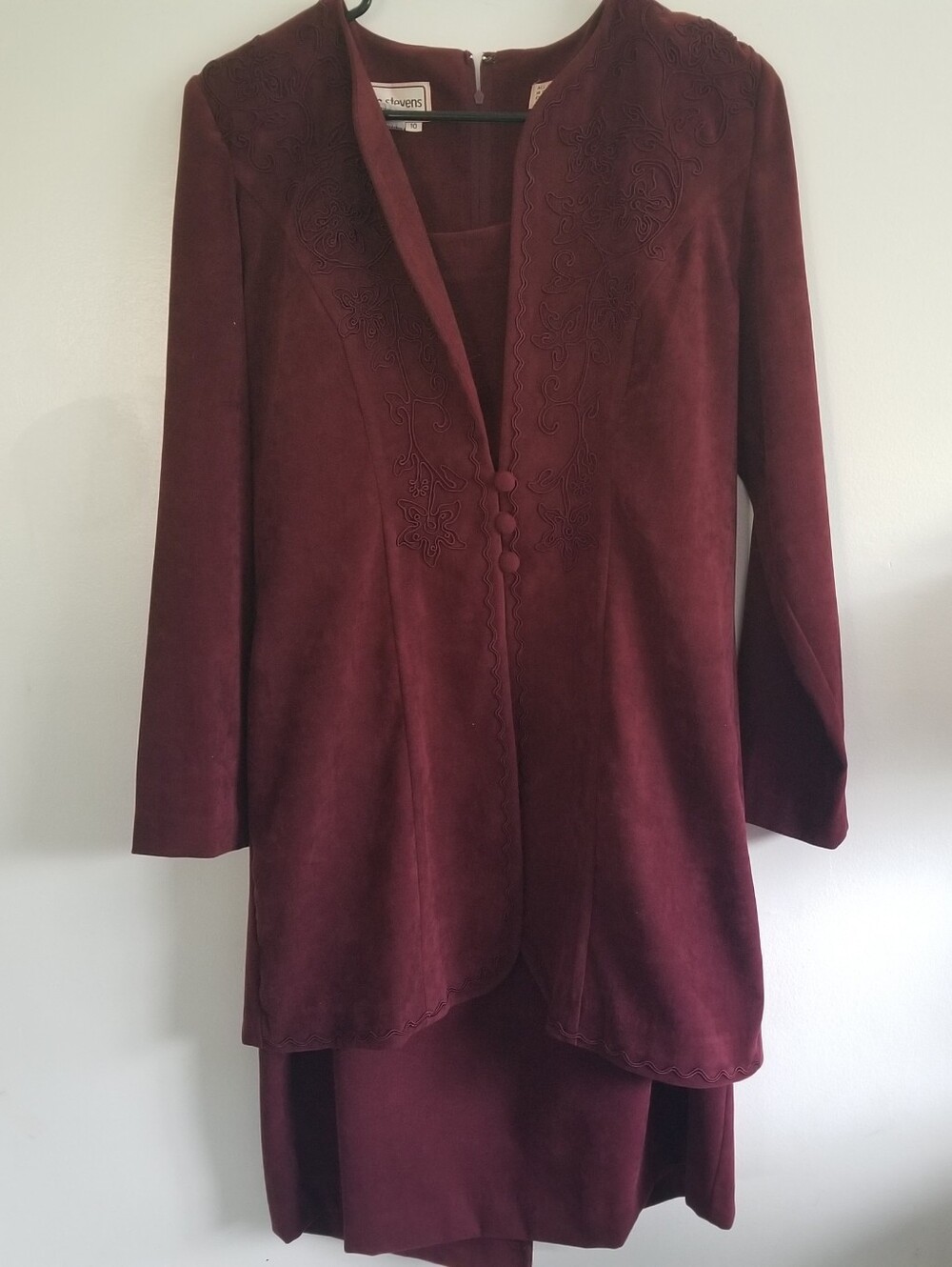 Karin Stevens 2-Piece Burgundy Embroidered Dress & Jacket Set Size 10 Vintage